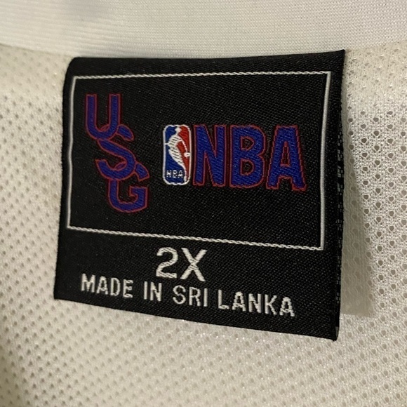 Lakers- 2X NBA vintage 90’s lined button up jersey/polo. Excellent preowned! - Picture 3 of 13